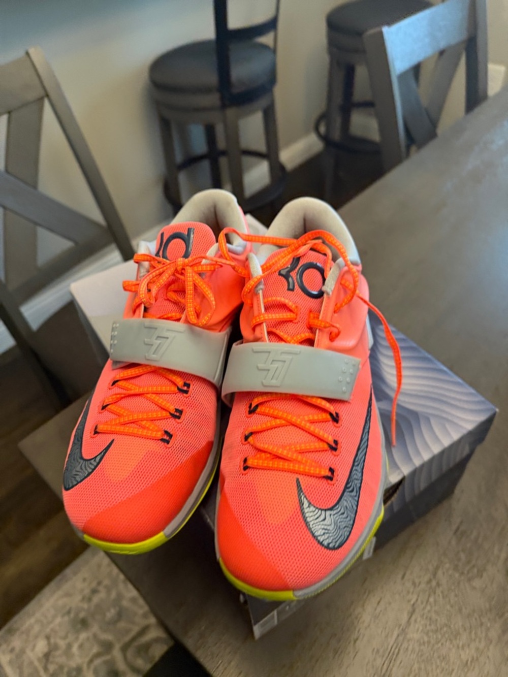 Nike Men's ' KD 7 35,000 Strap Basketball Shoes - Bright Orange